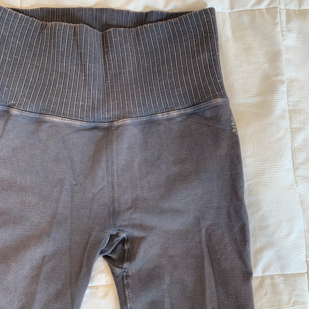 Free People Movement 7/8 Good Karma Leggings Size Small